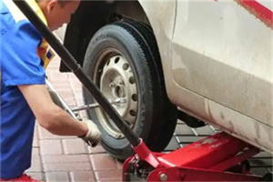四平路附近拖车24小时服务热线电话
